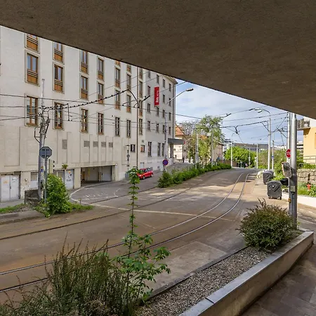 Castle Hideway * Братислава