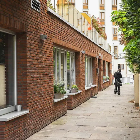 Апартаменты Castle Hideway *