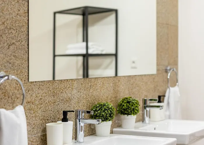 Castle Hideway Apartament *