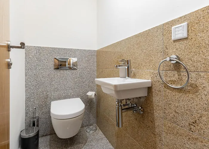 Castle Hideway Apartament *