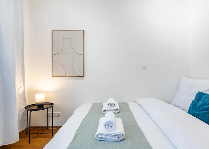 Castle Hideway Apartament *