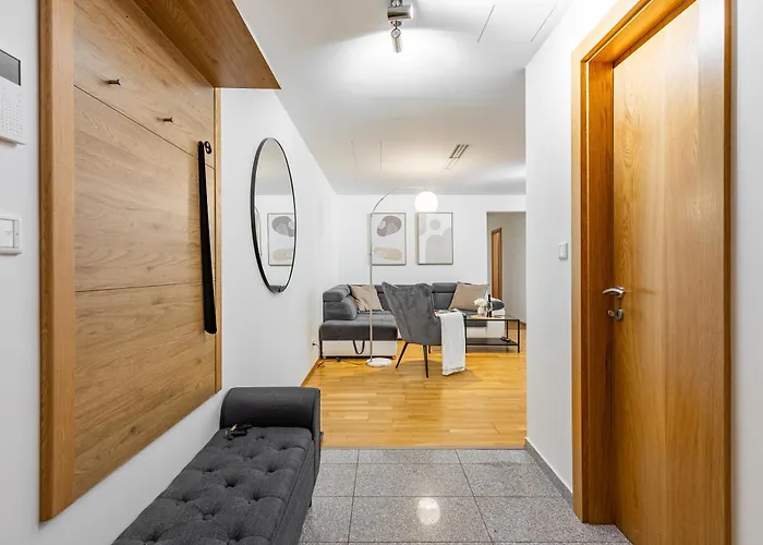 Apartament Castle Hideway *