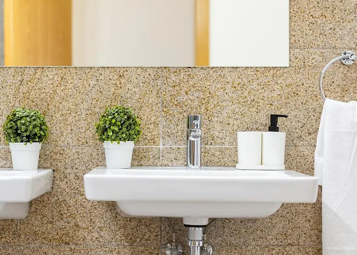 Castle Hideway Apartament *