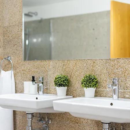 Апартаменты Castle Hideway