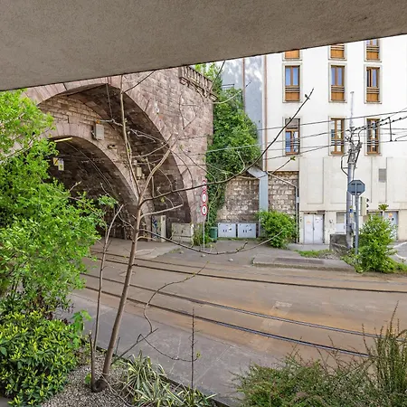 Castle Hideway Апартаменты Братислава